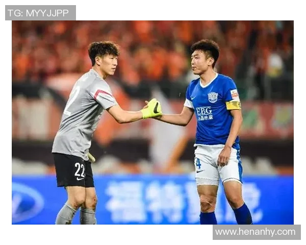 足球明星李超的成长历程与辉煌成就全景介绍及精彩图片展示 足球明星李超的成长历程与辉煌成就全景介绍及精彩图片展示