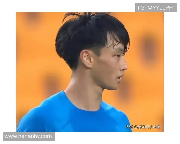 杨明足球明星的成长历程与成就解析揭秘 杨明足球明星的成长历程与成就解析揭秘