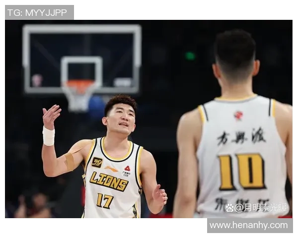 CBA激战广东队对决福建队全力争胜精彩瞬间回顾 CBA激战广东队对决福建队全力争胜精彩瞬间回顾